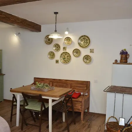 Holiday home злата хата *